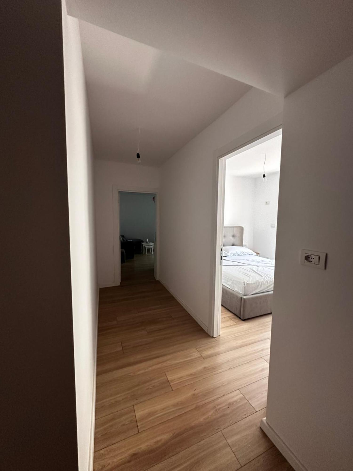 Tirana Apartment Center Jon ภายนอก รูปภาพ