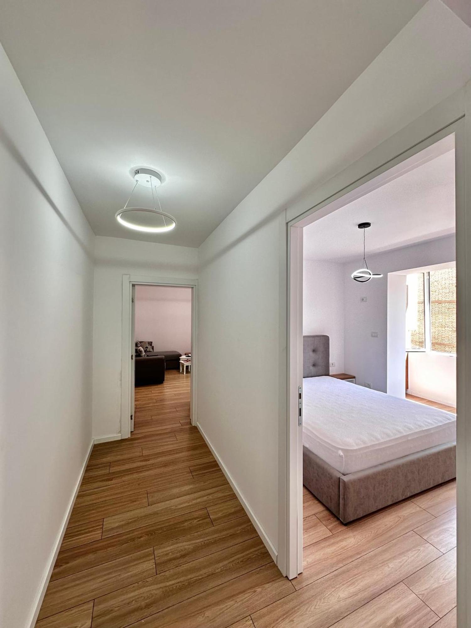 Tirana Apartment Center Jon ภายนอก รูปภาพ