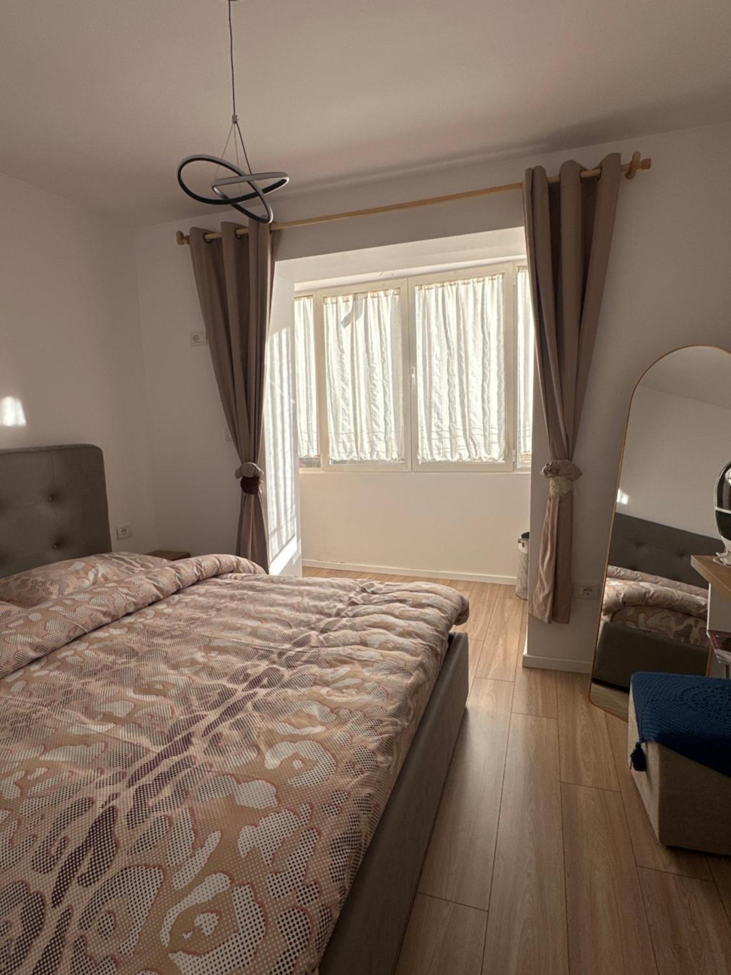 Tirana Apartment Center Jon ภายนอก รูปภาพ